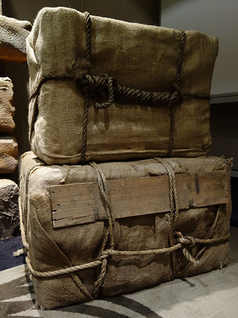 CRATE, Hessian Covered with Rope Detail, Ex Large